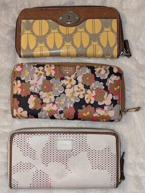 Fossil Zip Around Women's Wallets (3)